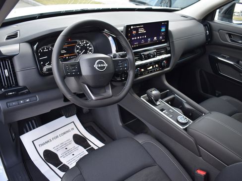 New 2026 Nissan Pathfinder SV image 23