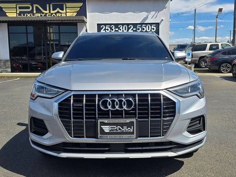 Used 2020 Audi Q3 2.0T Premium Plus w/ Premium Plus Package AWD/4WD image 3