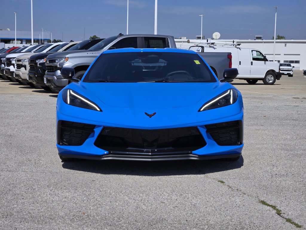 Used 2024 Chevrolet Corvette Stingray Preferred Cpe w/ 2LT RWD image 2