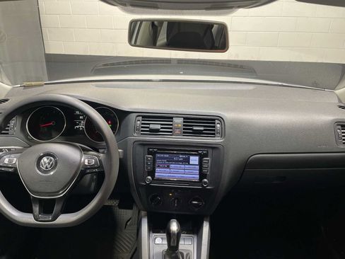 Used 2015 Volkswagen Jetta S FWD image 10