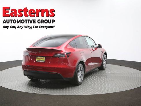Used 2021 Tesla Model Y Long Range AWD/4WD image 34