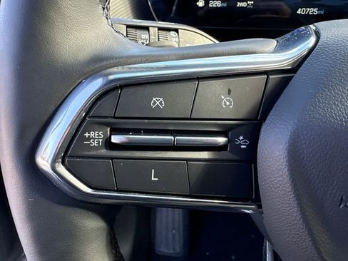 Used 2025 Chevrolet Equinox LT w/ Safety and Technology Package AWD/4WD image 22