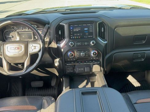 Used 2020 GMC Sierra 1500 AT4 w/ AT4 Premium Package image 17