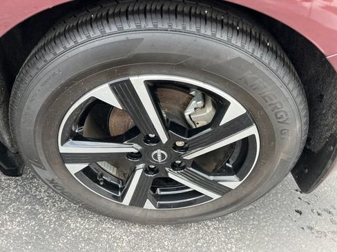 Used 2025 Nissan Sentra SV w/ All-Weather Package FWD image 26