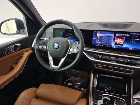 Used 2024 BMW X5 sDrive40i w/ Parking Assistance Package RWD image 29