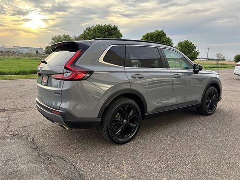 Used 2025 Honda CR-V Sport Touring image 3