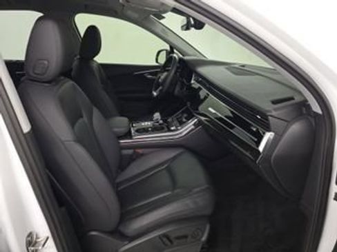 Used 2023 Audi Q7 3.0T Premium Plus w/ Premium Plus Package AWD/4WD image 6