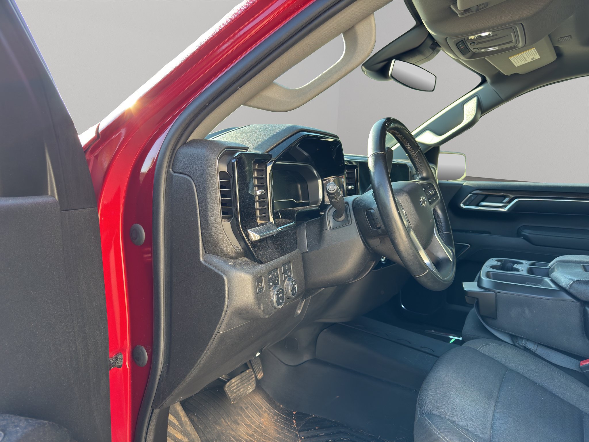 Used 2023 Chevrolet Silverado 1500 RST AWD/4WD image 5