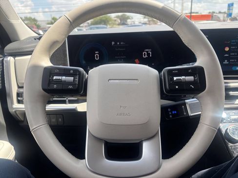 Used 2026 Hyundai Santa Fe SEL FWD image 28