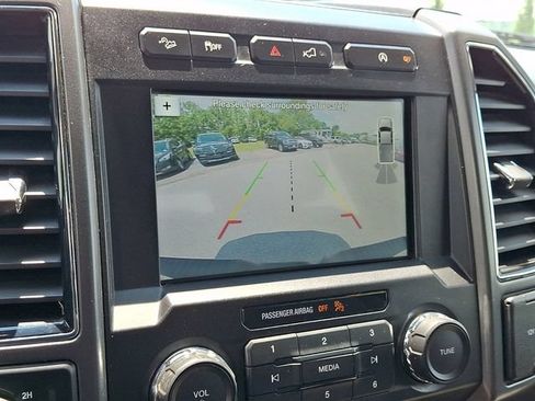 Used 2018 Ford F150 XLT w/ Equipment Group 302A Luxury AWD/4WD image 32