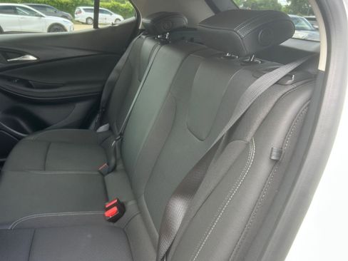 Used 2025 Buick Encore GX Preferred FWD image 37