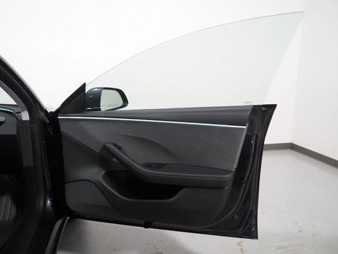 Used 2025 Tesla Model 3 Long Range RWD image 63