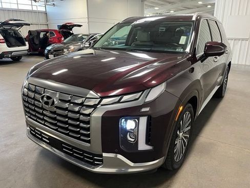 Used 2024 Hyundai Palisade Calligraphy AWD/4WD image 7