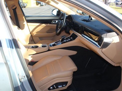 Used 2018 Porsche Panamera 4 AWD/4WD image 15