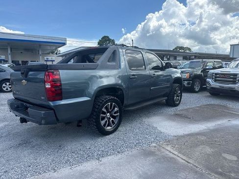 Used 2008 Chevrolet Avalanche LT w/ LT Preferred Equipment Group AWD/4WD image 4