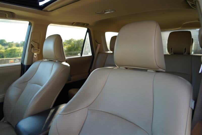 Used 2011 Toyota 4Runner Limited AWD/4WD image 41