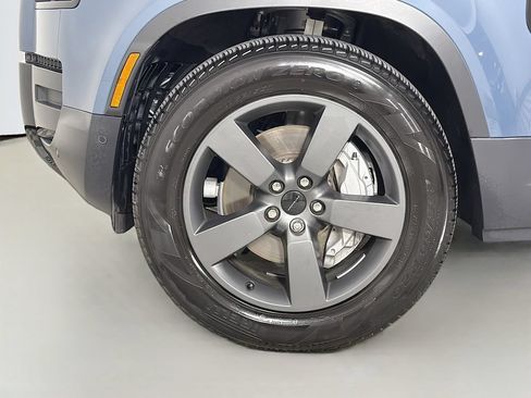 Used 2026 Land Rover Defender 110 S AWD/4WD image 33