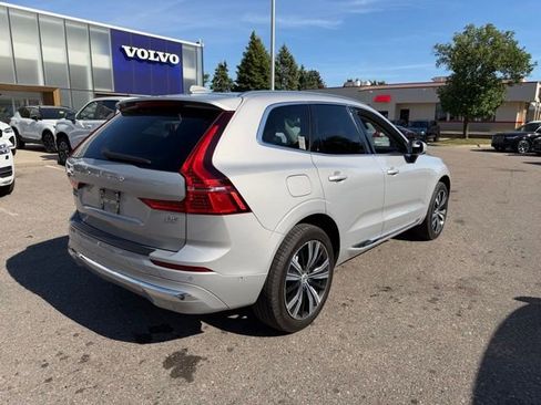 Used 2022 Volvo XC60 B5 Inscription w/ Advanced Package FWD image 4