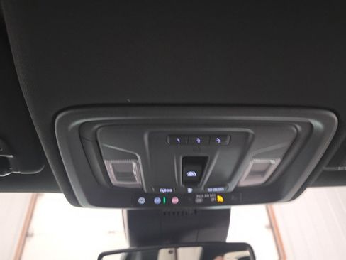 Used 2022 Chevrolet Silverado 1500 High Country w/ Z71 Off-Road Package image 32