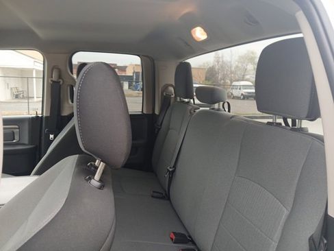 Used 2024 RAM 1500 Classic SLT image 32