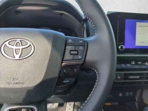 New 2026 Toyota Camry SE image 17