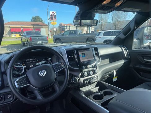 New 2026 RAM 1500 Express image 13