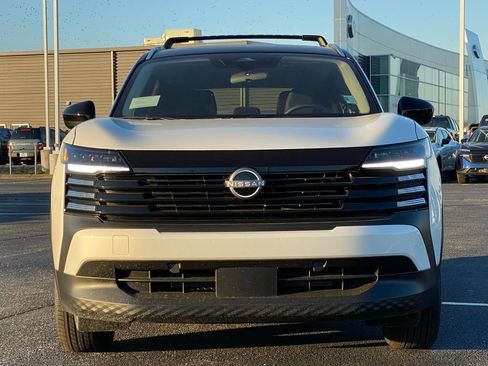 New 2026 Nissan Kicks SV w/ SV Premium Package image 9