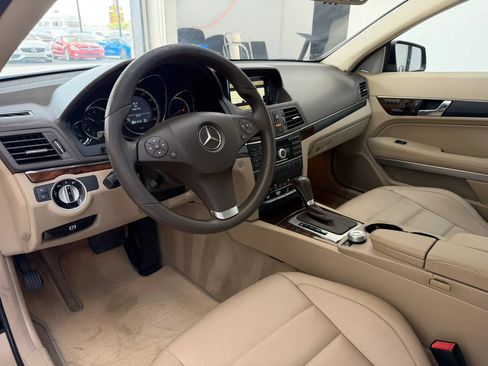 Used 2011 Mercedes-Benz E 350 Cabriolet image 16