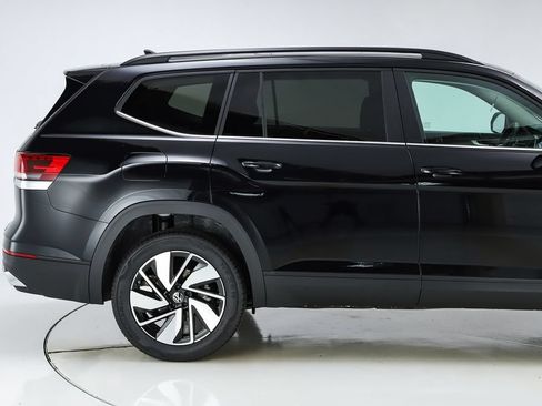 New 2026 Volkswagen Atlas SE FWD image 11