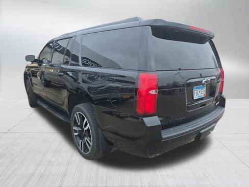 Used 2020 Chevrolet Suburban Premier image 3