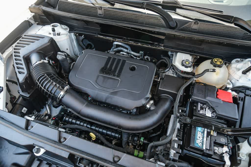 Used 2022 GMC Acadia SLE w/ Driver Convenience Package FWD image 29
