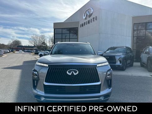 Certified 2025 INFINITI QX80 Sensory image 3
