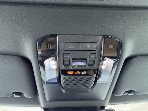 Used 2026 Lexus GX 550 image 33