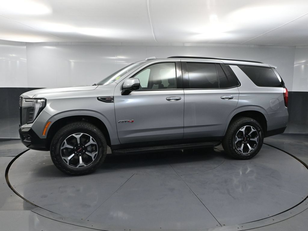 Used 2025 GMC Yukon AT4 AWD/4WD image 8