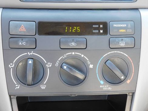 Used 2008 Toyota Corolla LE w/ Audio Value Pkg FWD image 12