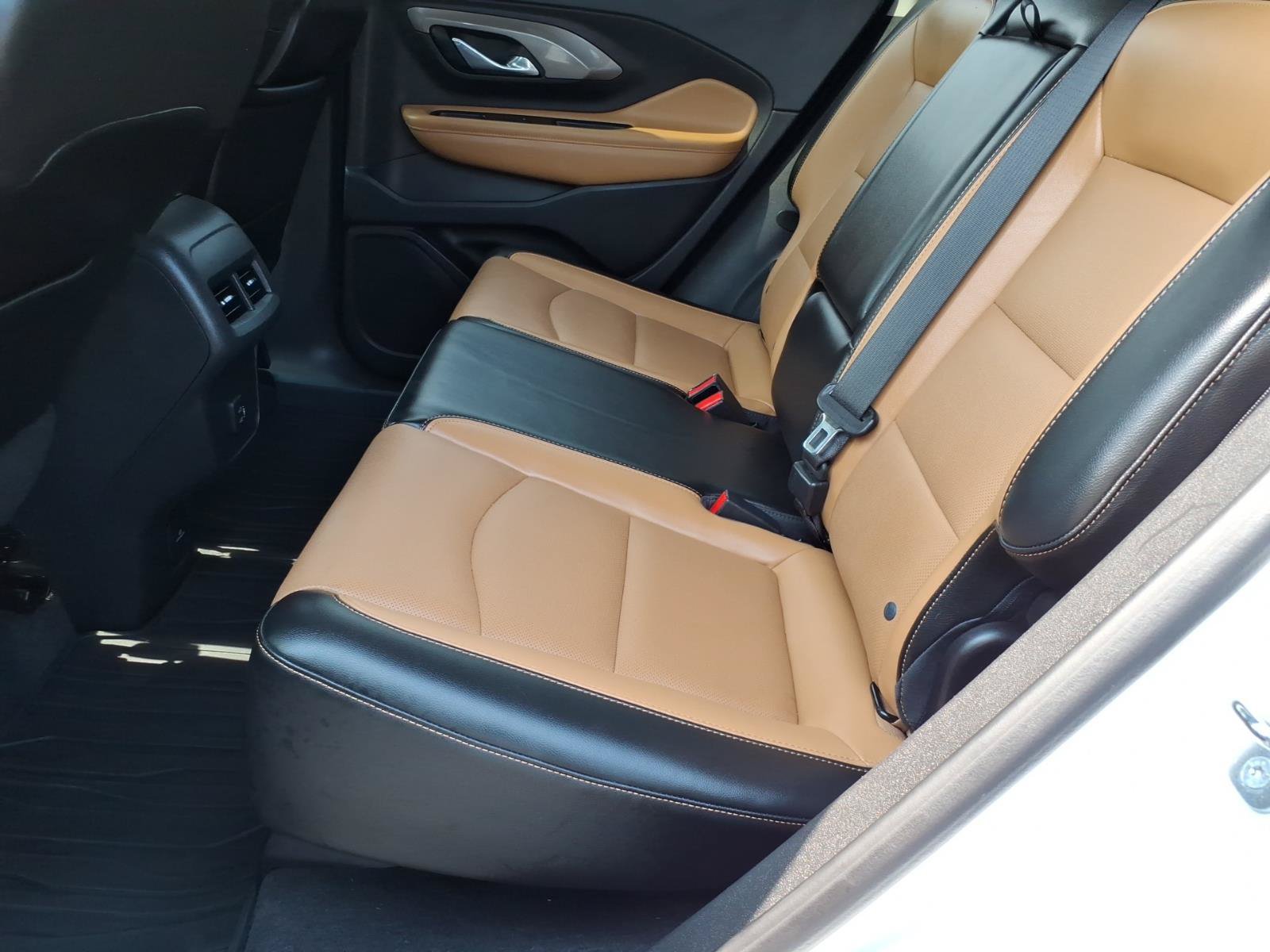 Certified 2019 GMC Terrain SLT w/ Preferred Package AWD/4WD image 11