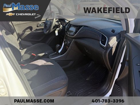 Used 2019 Chevrolet Trax LS FWD image 16