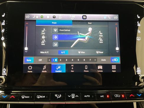 Used 2022 Jeep Wagoneer Series III AWD/4WD image 17