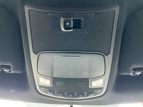 Used 2016 Ford F150 XLT w/ Equipment Group 302A Luxury image 15