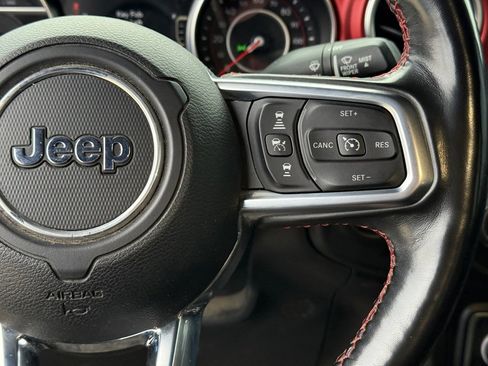 Used 2021 Jeep Gladiator Rubicon image 16