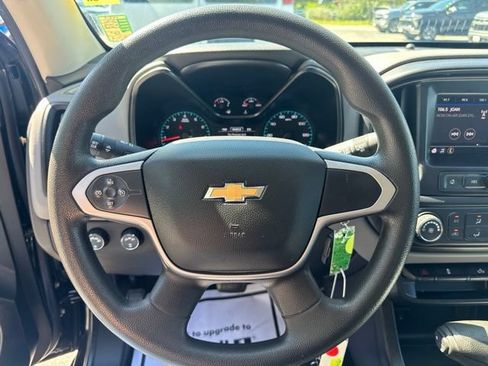 Used 2021 Chevrolet Colorado W/T w/ WT Convenience Package AWD/4WD image 14