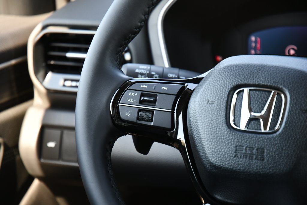 New 2026 Honda Pilot Touring image 26