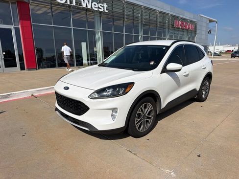 Used 2020 Ford Escape SEL FWD image 1