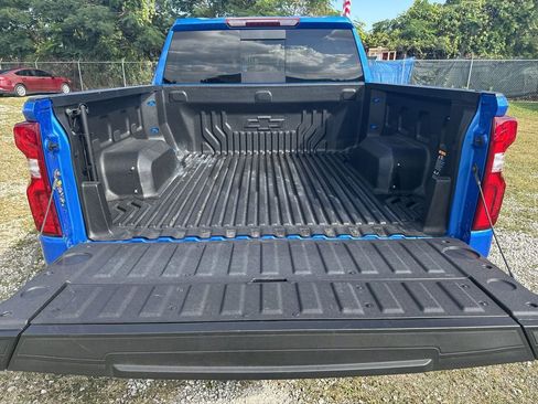 Used 2025 Chevrolet Silverado 1500 RST w/ Convenience Package II image 21