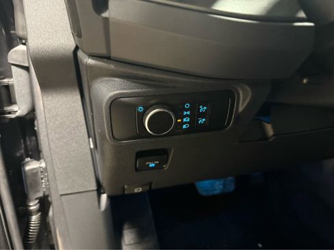 New 2025 Ford Bronco Big Bend image 9