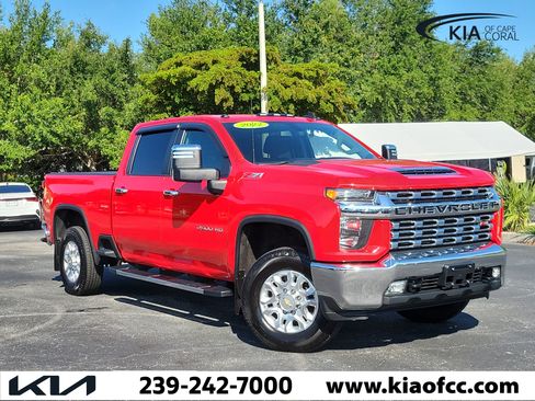 Used 2022 Chevrolet Silverado 2500 LT w/ Convenience Package AWD/4WD image 1