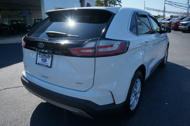 Used 2021 Ford Edge SEL w/ Convenience Package AWD/4WD image 3
