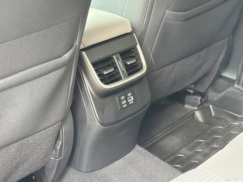 Used 2024 Subaru Outback Premium AWD/4WD image 40