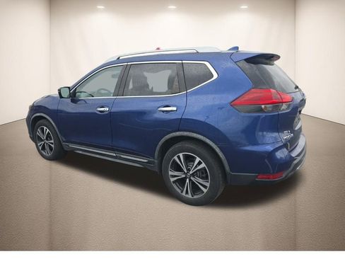 Used 2018 Nissan Rogue SL image 8