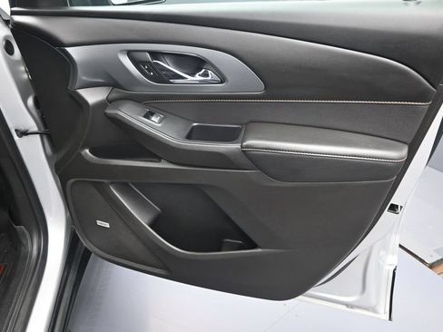 Used 2021 Chevrolet Traverse Premier w/ Redline Edition FWD image 40